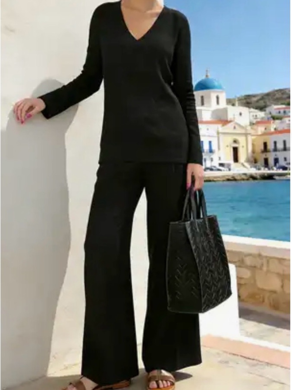 Black SET Wide-Leg Pants & V-Neck Top Set - Classic Women's Lounge Set - Picture 5 of 5